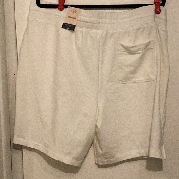 St. John's Bay White Bermuda Shorts Elastic Waist - Picture 11 of 13